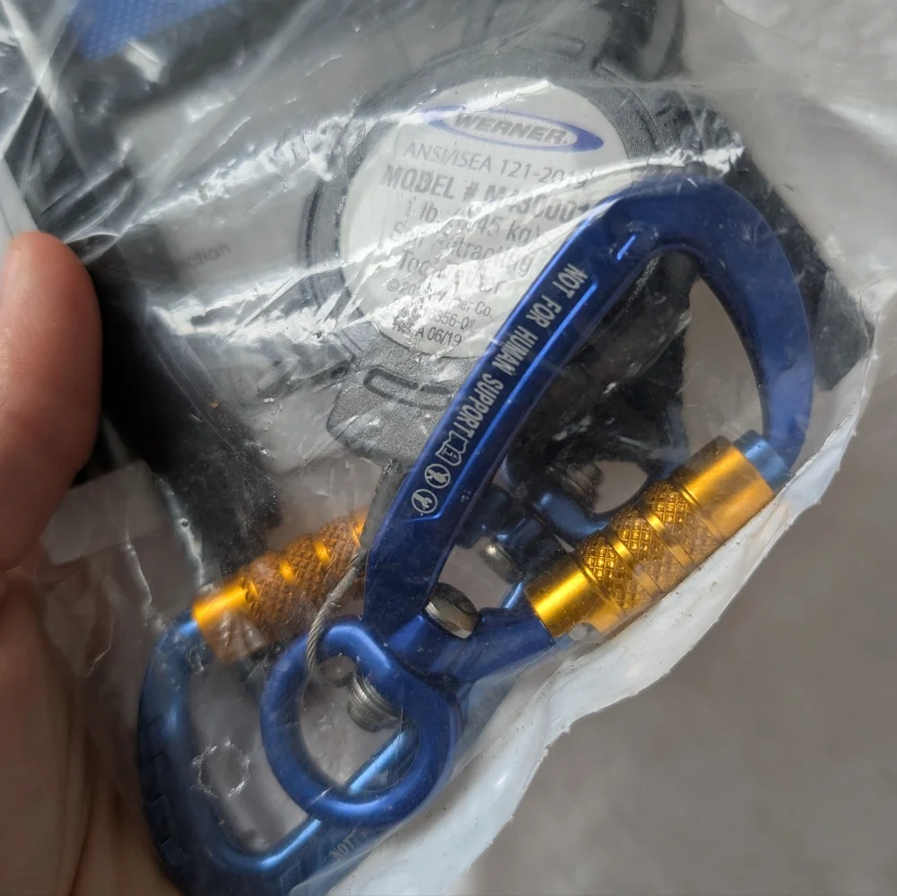 Werner Smartphone Jacket 1 Lb Tether Fall Protection